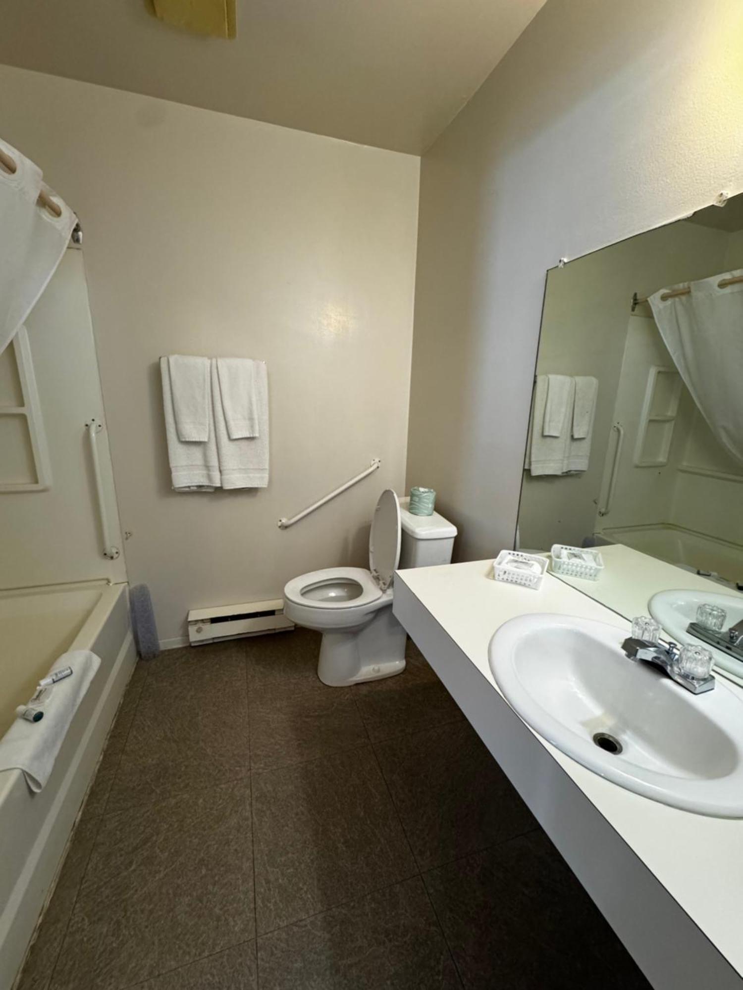Zero-100 Motel Heron Bay Eksteriør billede